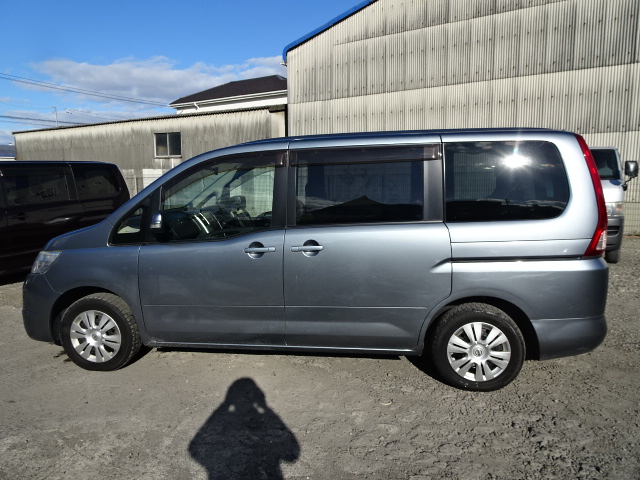 Faq nissan serena c25