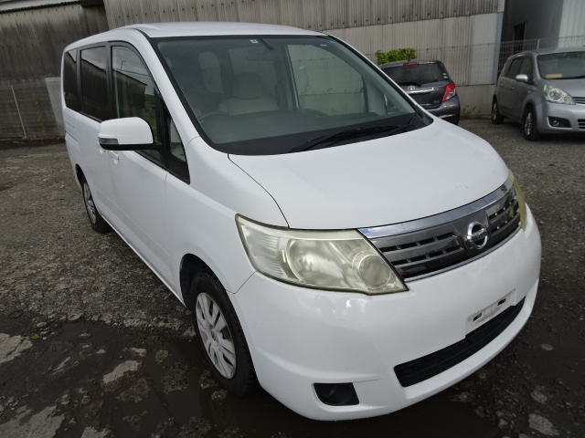 Nissan serena c 25