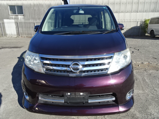 Nissan serena cc25