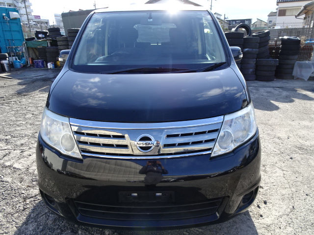 Nissan serena c 25