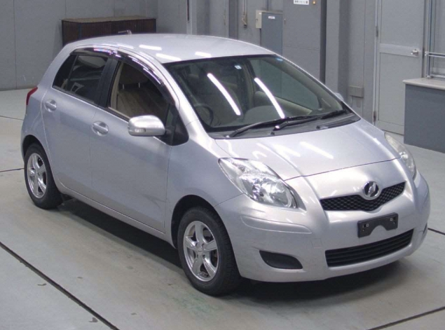 2010 TOYOTA VITZ SCP90