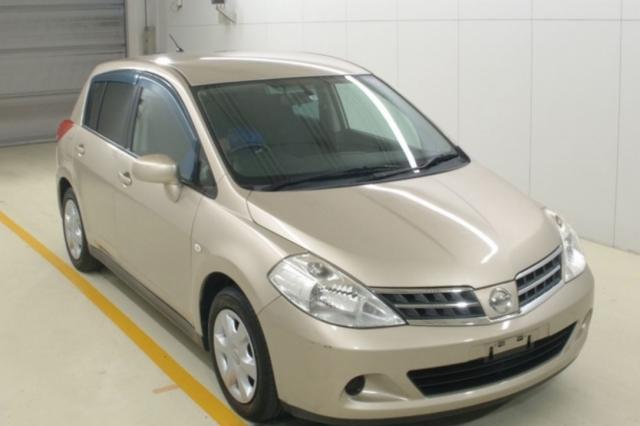 2011/SEP/Auction Grade:4TIIDA 1500cc C11-419425