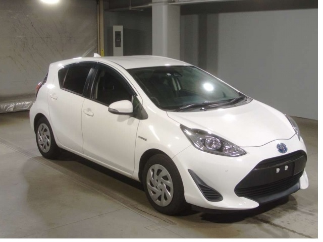 2018/JUN/Auction Grade:4 AQUA NHP10 1500cc NHP10-6743658