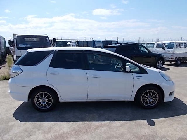 Honda fit shuttle gp2