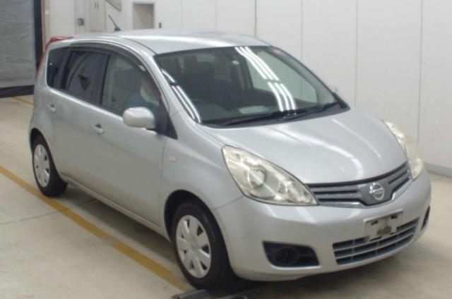 2011/FEB/Auction Grade:4 NOTE E11 1500cc E11-705637