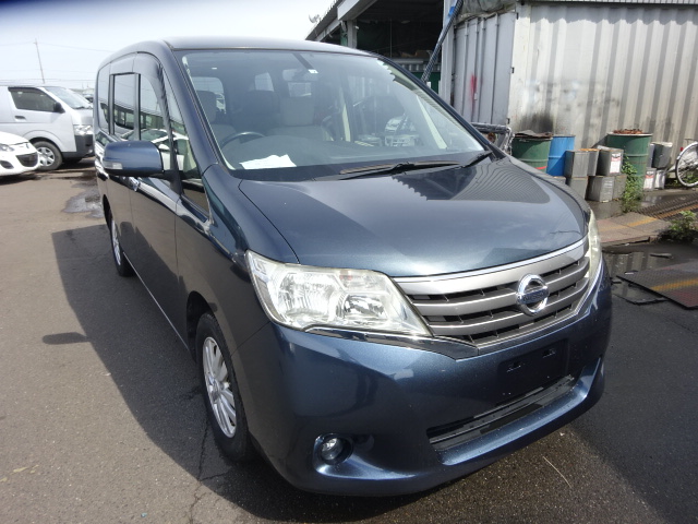 2012/JUL NISSAN SERENA C26 2000cc C26-046219 | Japanese Used Cars