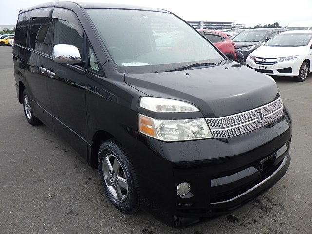 2007YEAR/MAR TOYOTA VOXY DBA-AZR65G 2000cc AZR65G-3023790 | Japanese Used  Cars | RYUSOBANKIN