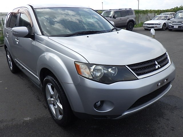 MITSUBISHI OUTLANDER 2008YEAR/OCT MODEL:DBA-CW5W 2400cc CW5W-5301627