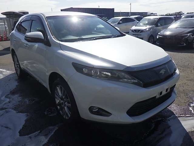 TOYOTA HARRIER 2017YEAR/JAN MODEL:DBA-ZSU60W 2000cc ZSU60-0104044